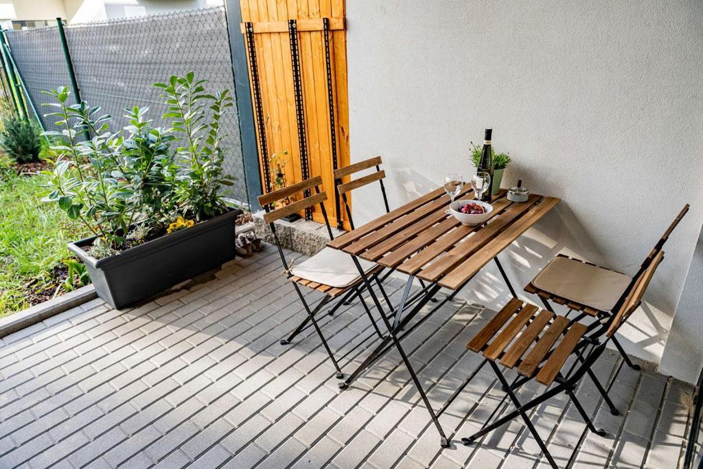 Appartamento Nove Sady Olomouc Esterno foto